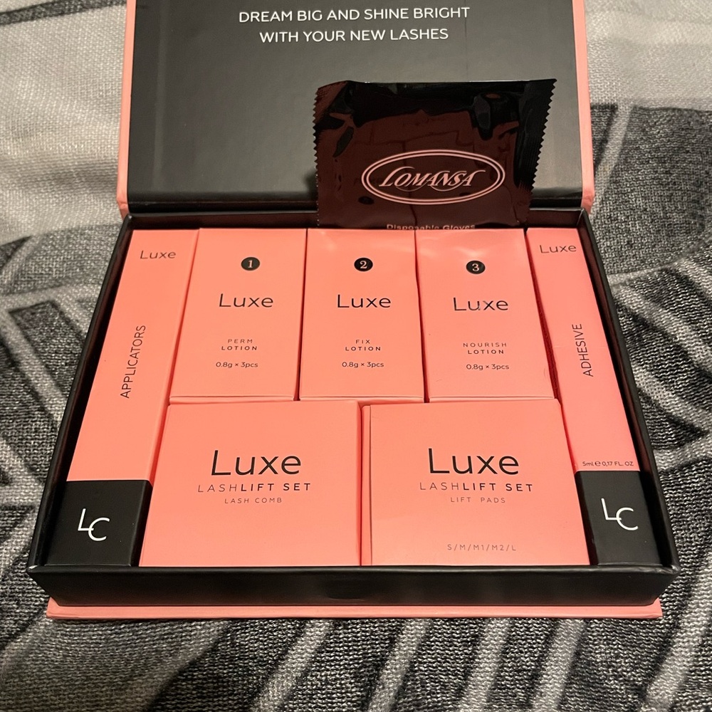 Luxe Pink Lash Collection